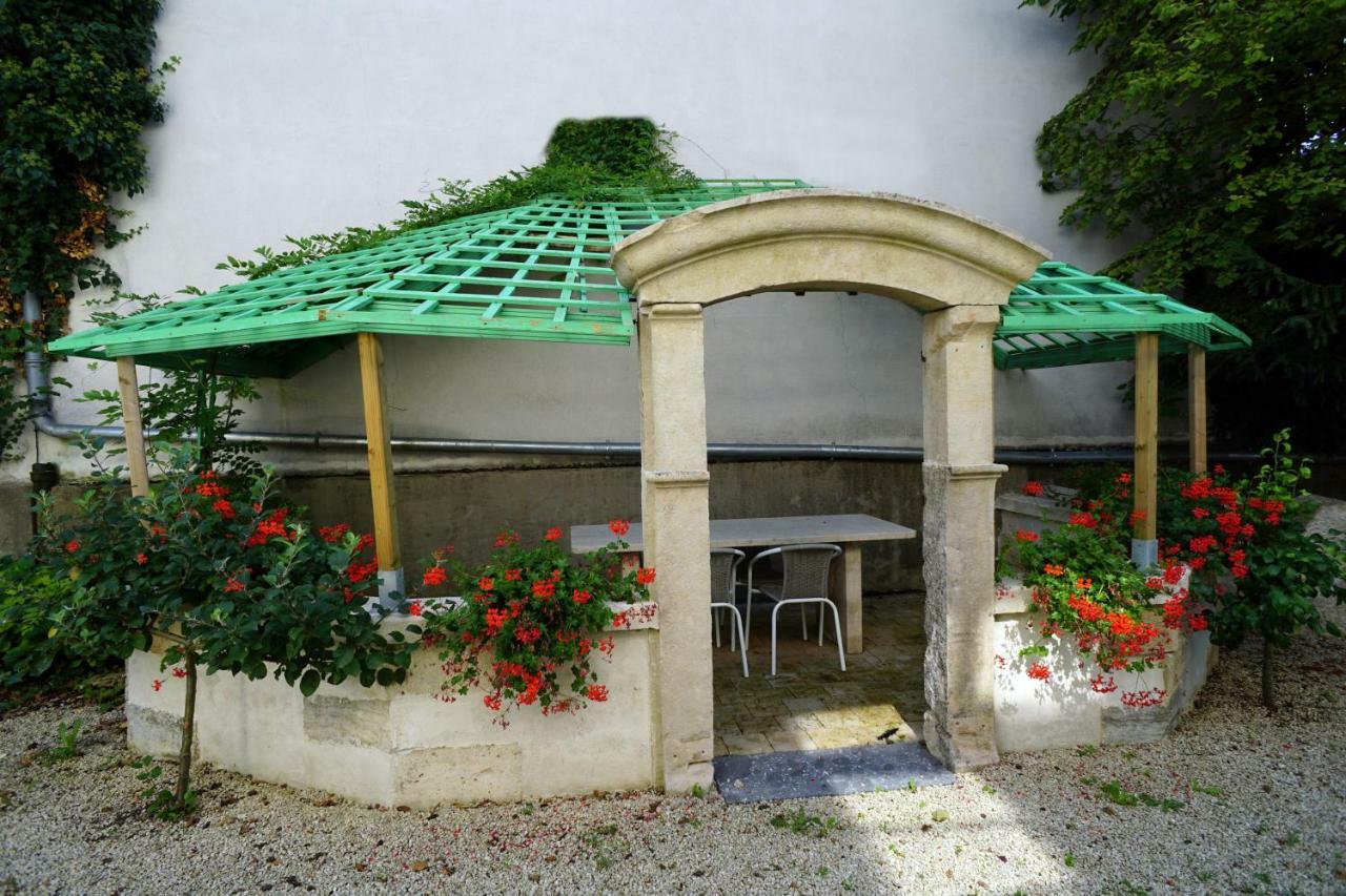 Auberge Des Capucins Hotel Chatillon-Sur-Seine Bagian luar foto